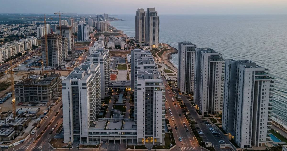 Ashdar Netanya: How the Ashtrom Residential Arm Built the Mid-Market Volume Layer on the Coast