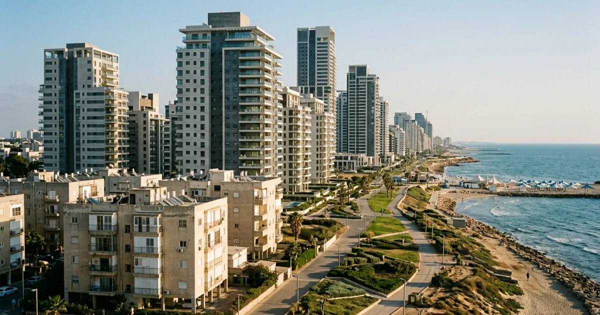 Netanya Between Two Waves